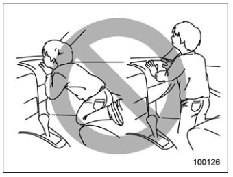 Subaru Forester. Child restraint systems