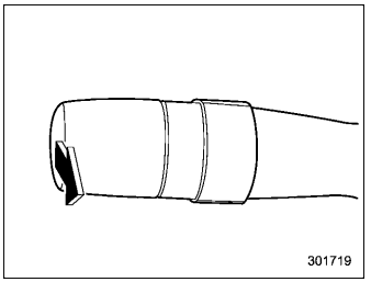 Subaru Forester. Headlight flasher