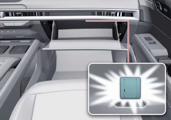 Kia Telluride illuminated glove box