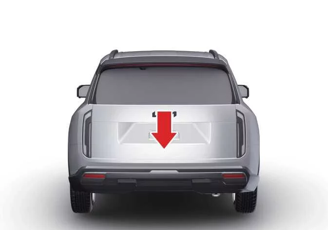 Kia Telluride manually closing the liftgate