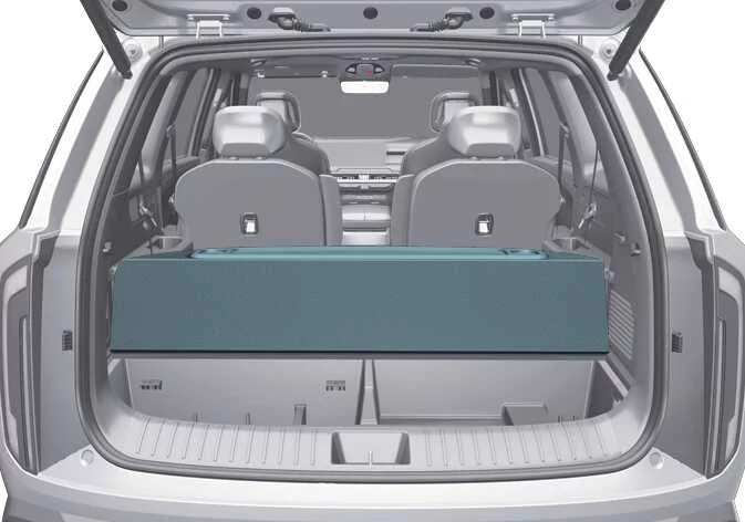 Foldable luggage table setup in the Kia Telluride