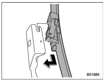 Subaru Forester. Windshield wiper blade assembly