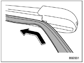 Subaru Forester. Windshield wiper blade rubber